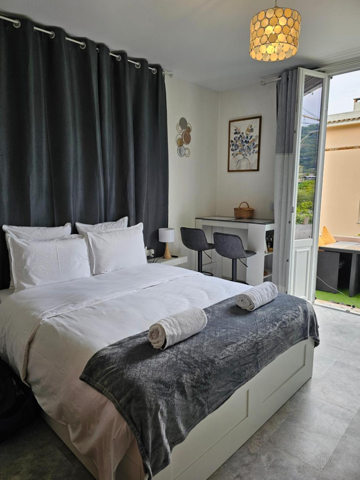 Studio 3 A La Trinite Proche De Nice 10 Mn, Monaco 15 Mn Et L'Italie 30 Mn Exterior photo
